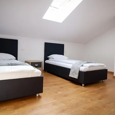 House Apartment *